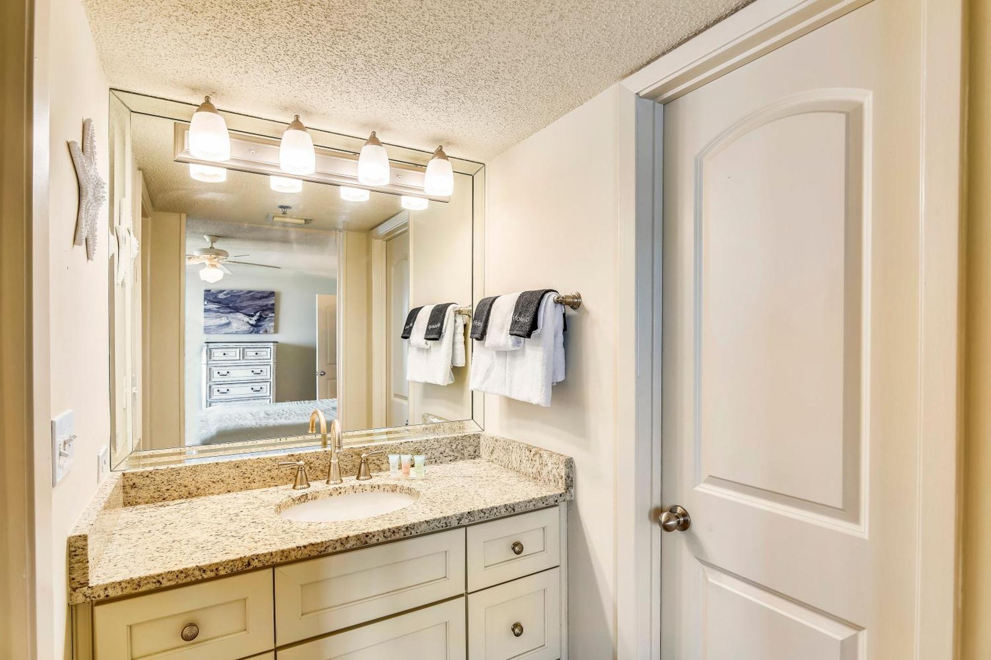 Phoenix 6 Unit 1015 Orange Beach Room photo